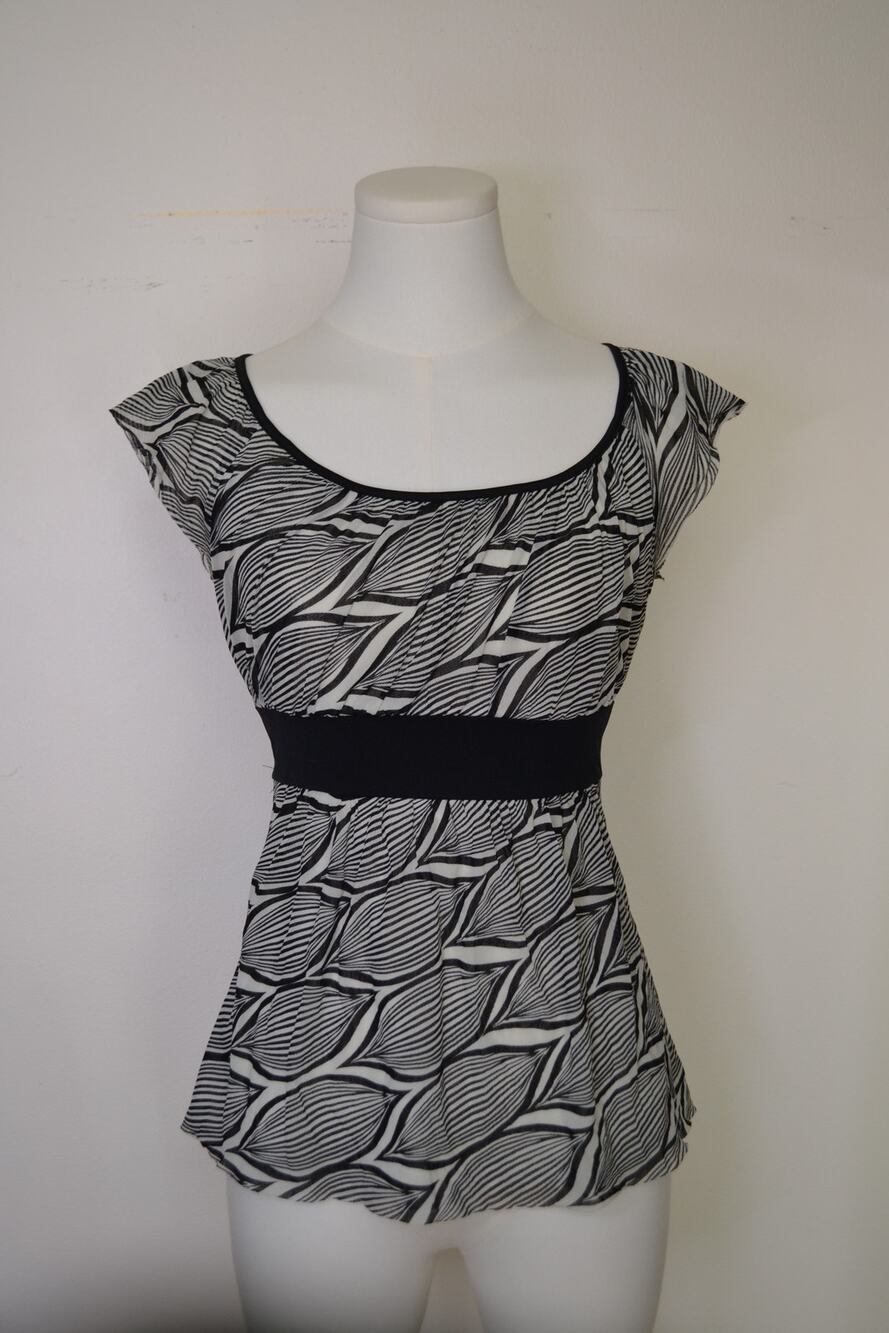 Vintage Y2K Mesh Babydoll Top Size S